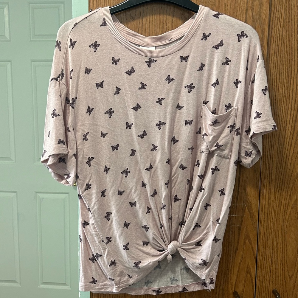 BELLE DU JOUR WOMEN’S SIZE MEDIUM PINK SHORT SLEEVE TEE